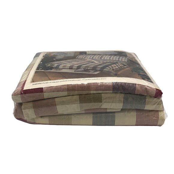 VTG St. Mary’s Shirting Plaid 4-Piece King Sheet Set Red Blue Cabin Cottagecore - Picture 7 of 8